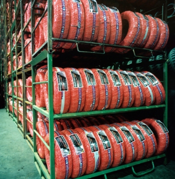 فرآیند تولید در کارخانه کویر تایر فرآیند تولید در کارخانه کویر تایر