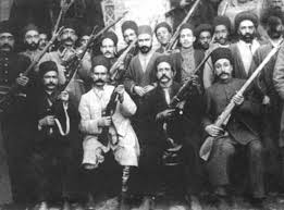 مقاله از دوران مشروطیت و نهضت ملی شدن صنعت نفت و انقلاب بزرگ اسلامی چه درسهایی می آموزیم؟