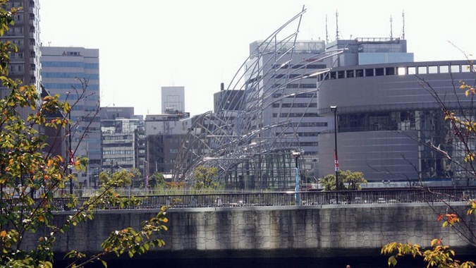 معماری سزار پلی (Cesar Pelli) معماری سزار پلی (Cesar Pelli)