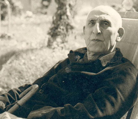 مقاله زندگینامه مصدق و نهضت ملی شدن نفت ایران